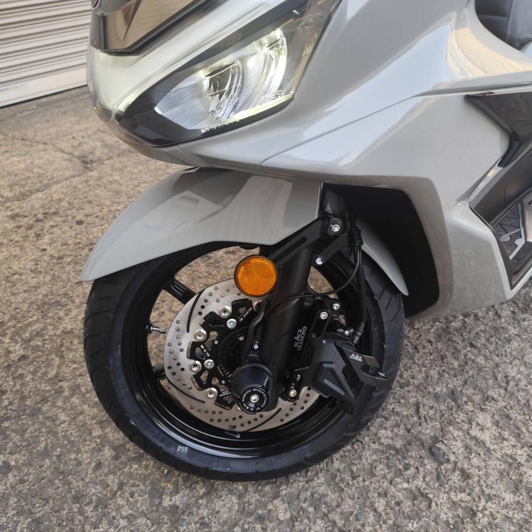 2021年PCX(JK05/KF47)スリットローターディスク前後セット