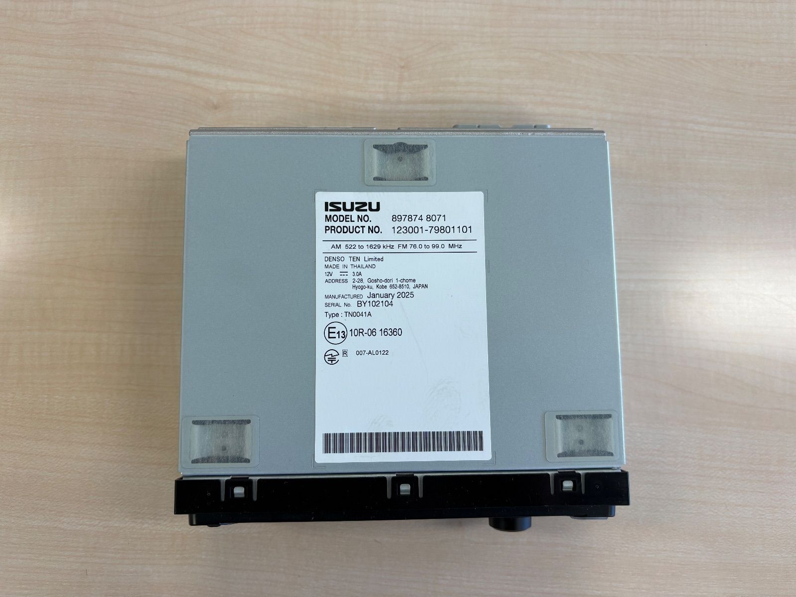 新車外し】いすゞ 純正 ラジオ Bluetooth/USB対応 12V車用 897874 8071