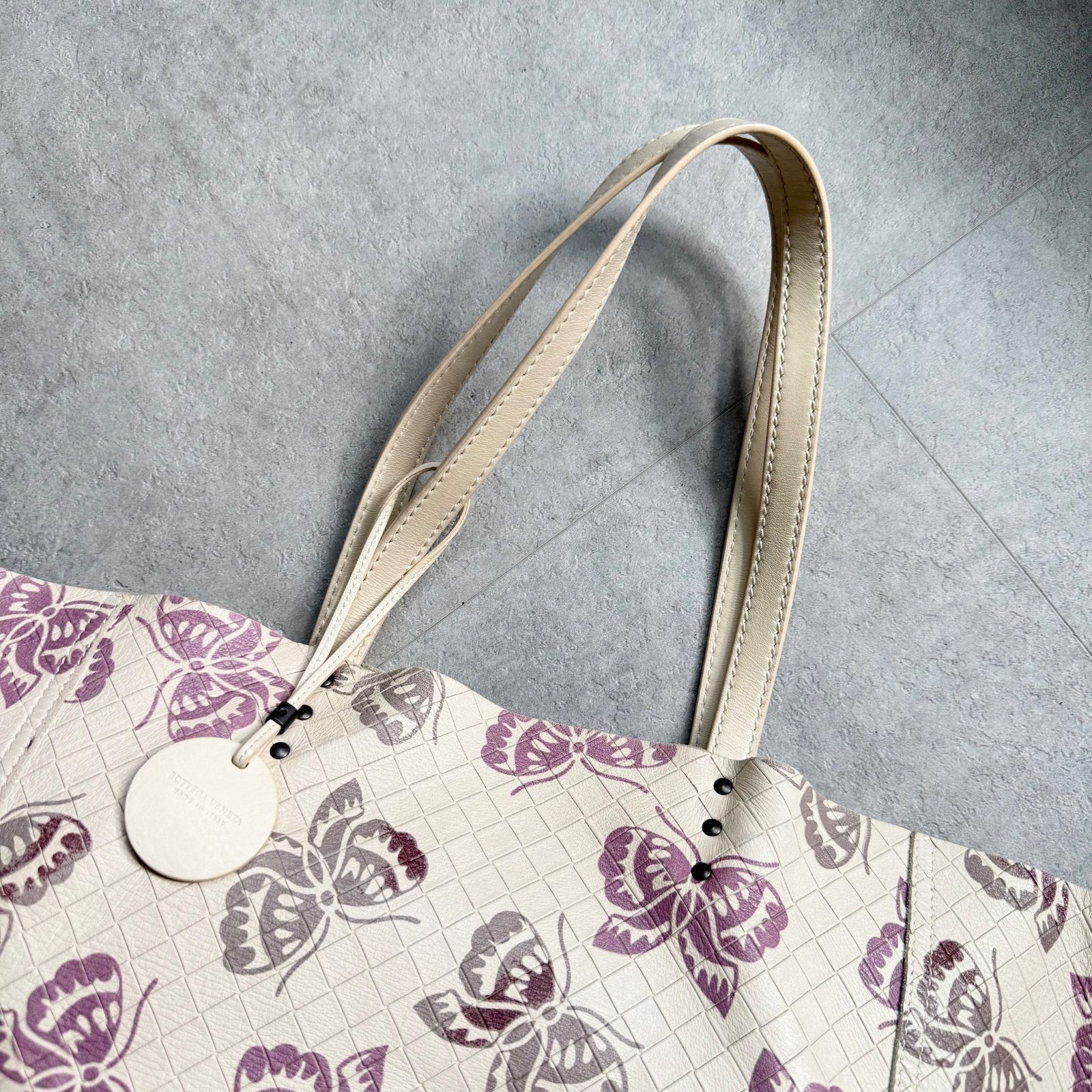 美品 BOTTEGA VENETA ボッテガヴェネタ トートバッグ パピヨン イン