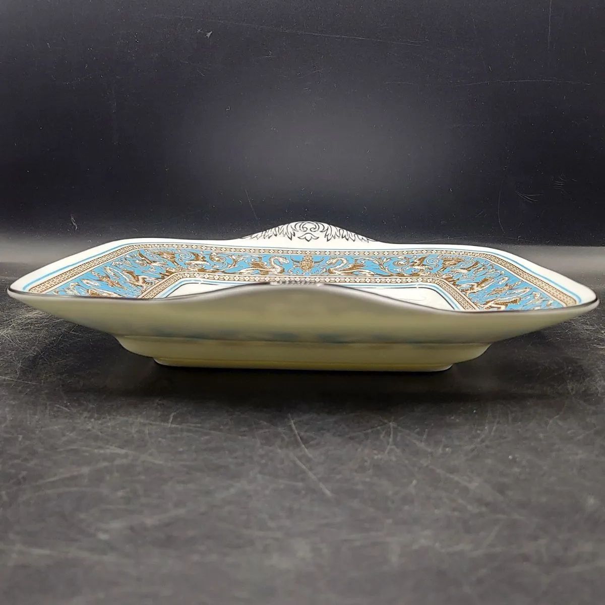 フロレンティーンターコイズ