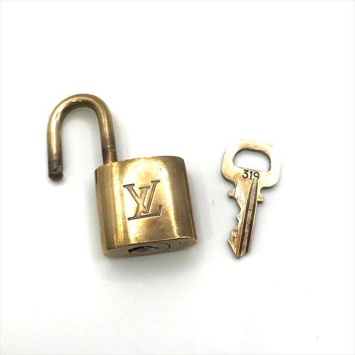 美品 LOUIS VUITTON ヴィトン カデナ 鍵 キー 南京錠 パドロック 5個