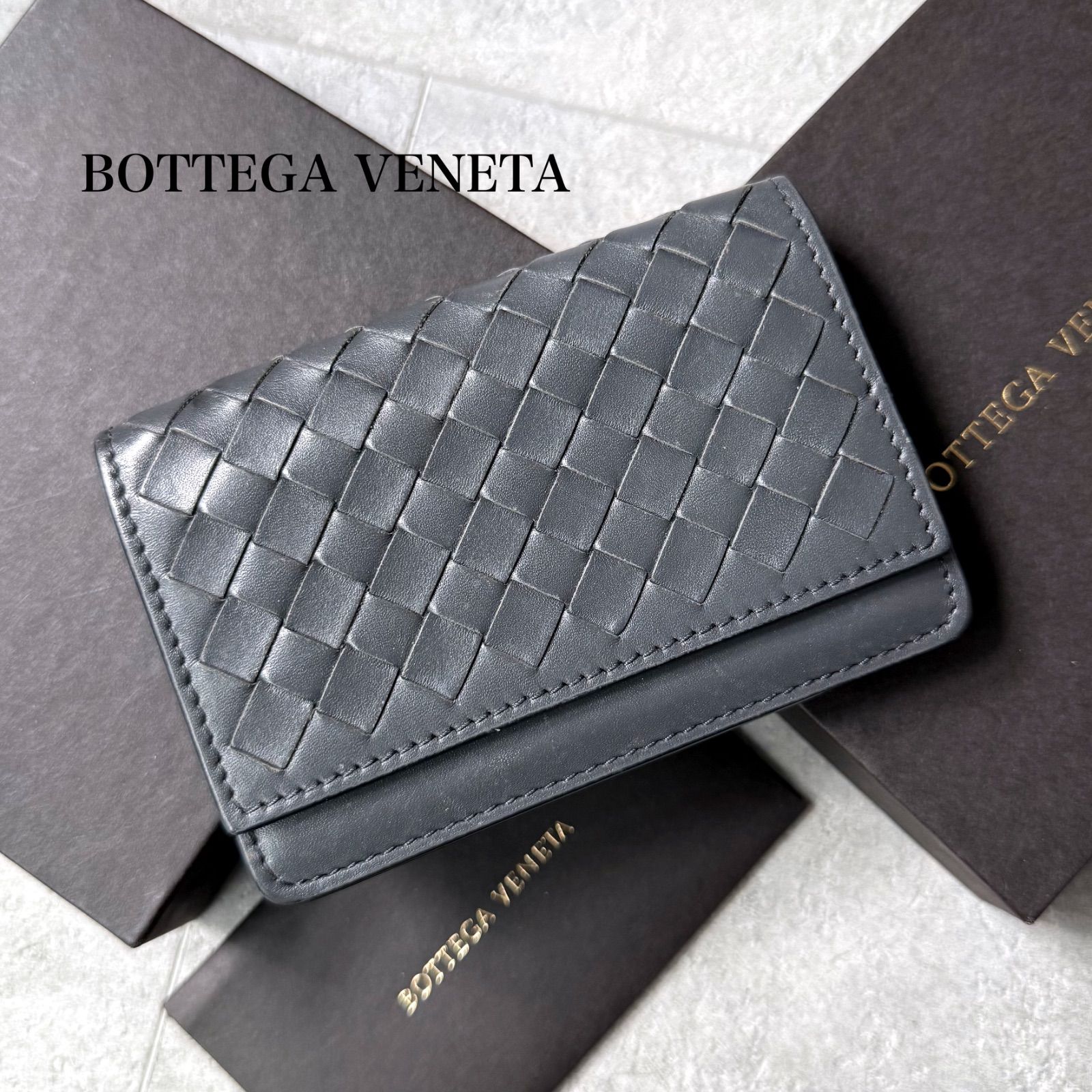 BOTTEGA VENETA グレー レザーパッチワーク名刺入れ　カード BOTTEGA VENETA グレー レザーパッチワーク名刺入れ カード BOTTEGA