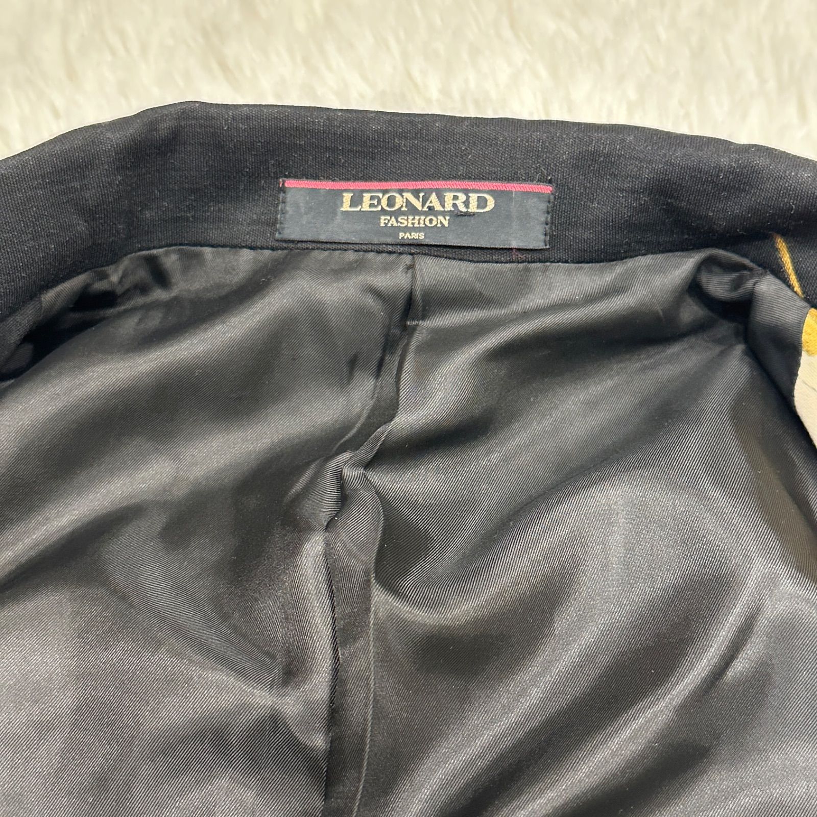 LEONARD レオナール 金ボタン 花柄 黒 L ジャケット ブラック ゴールド