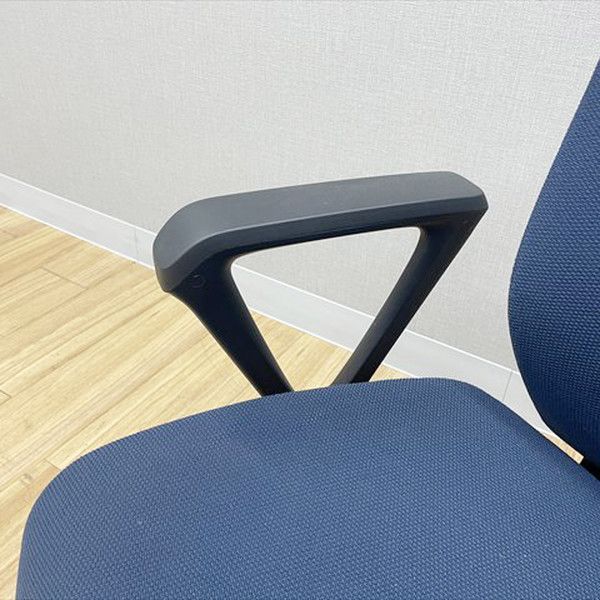  イトーキ コセールチェア ハイバック ハンガー付 肘付 オフィスチェア オフィスチェア ネイビーブルー スチールチェア オフィスチェア ワークチェア 椅子 チェア