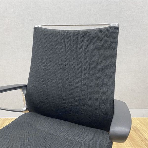  オカムラ モードチェア ミドルバック 肘付 オフィスチェア オフィスチェア ブラック 木製スツール オフィスチェア ワークチェア 椅子 チェア