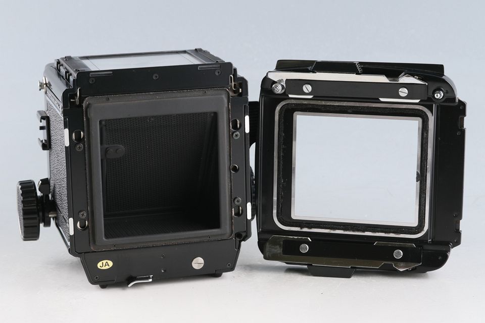 Mamiya RB67 Pro S + Mamiya-Sekor C 127mm F/3.8 Lens + CdS Finder