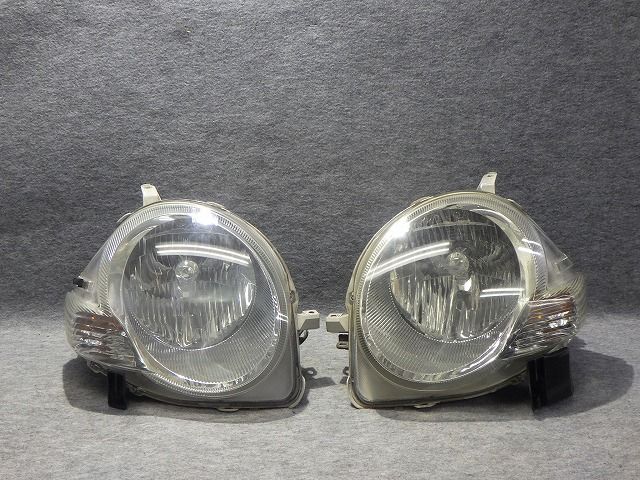 シエンタ ヘッドライト左右 HID NCP81/85 前期 52-124 62 バラスト付