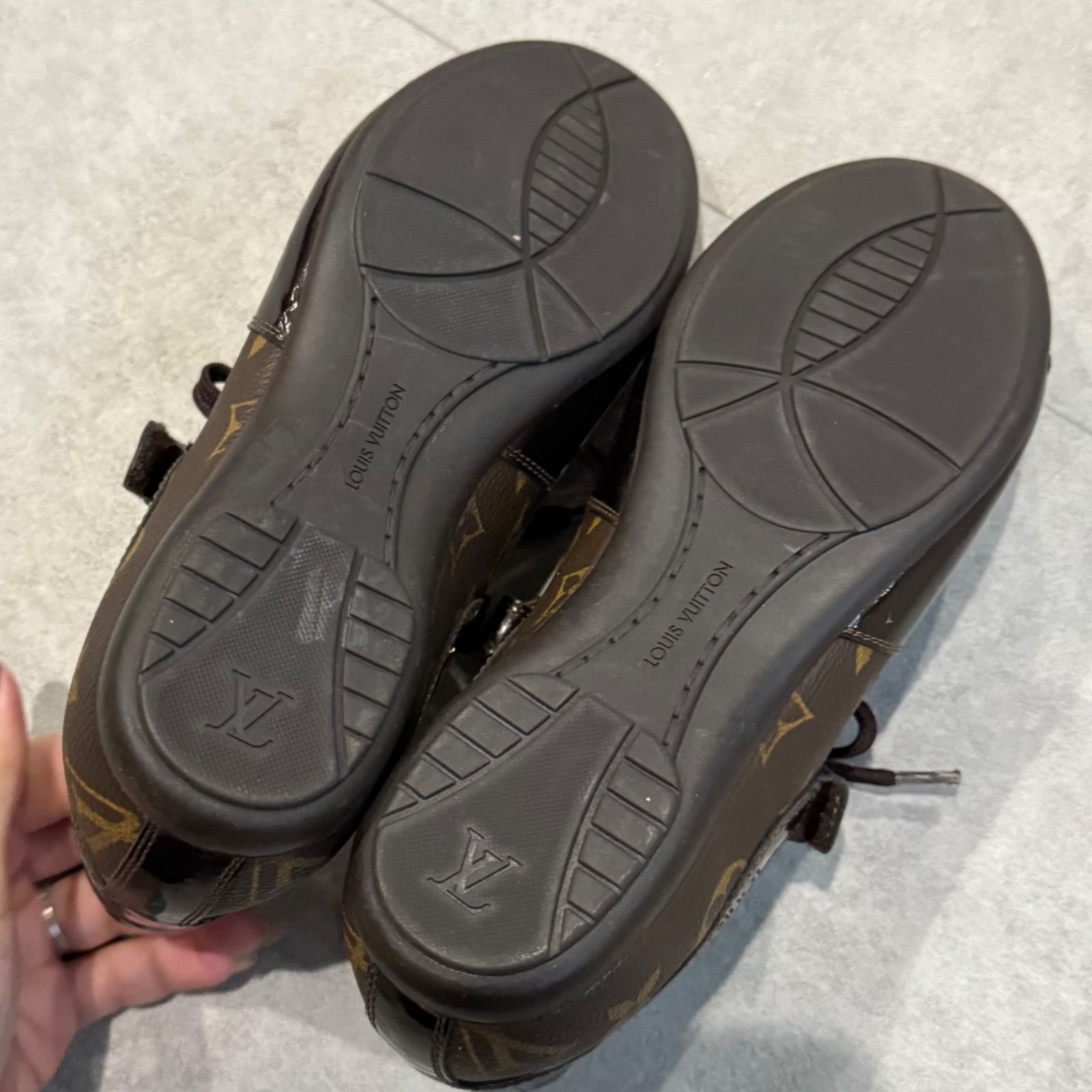 美品 LOUIS VUITTON ルイヴィトン モノグラム レザー スニーカー