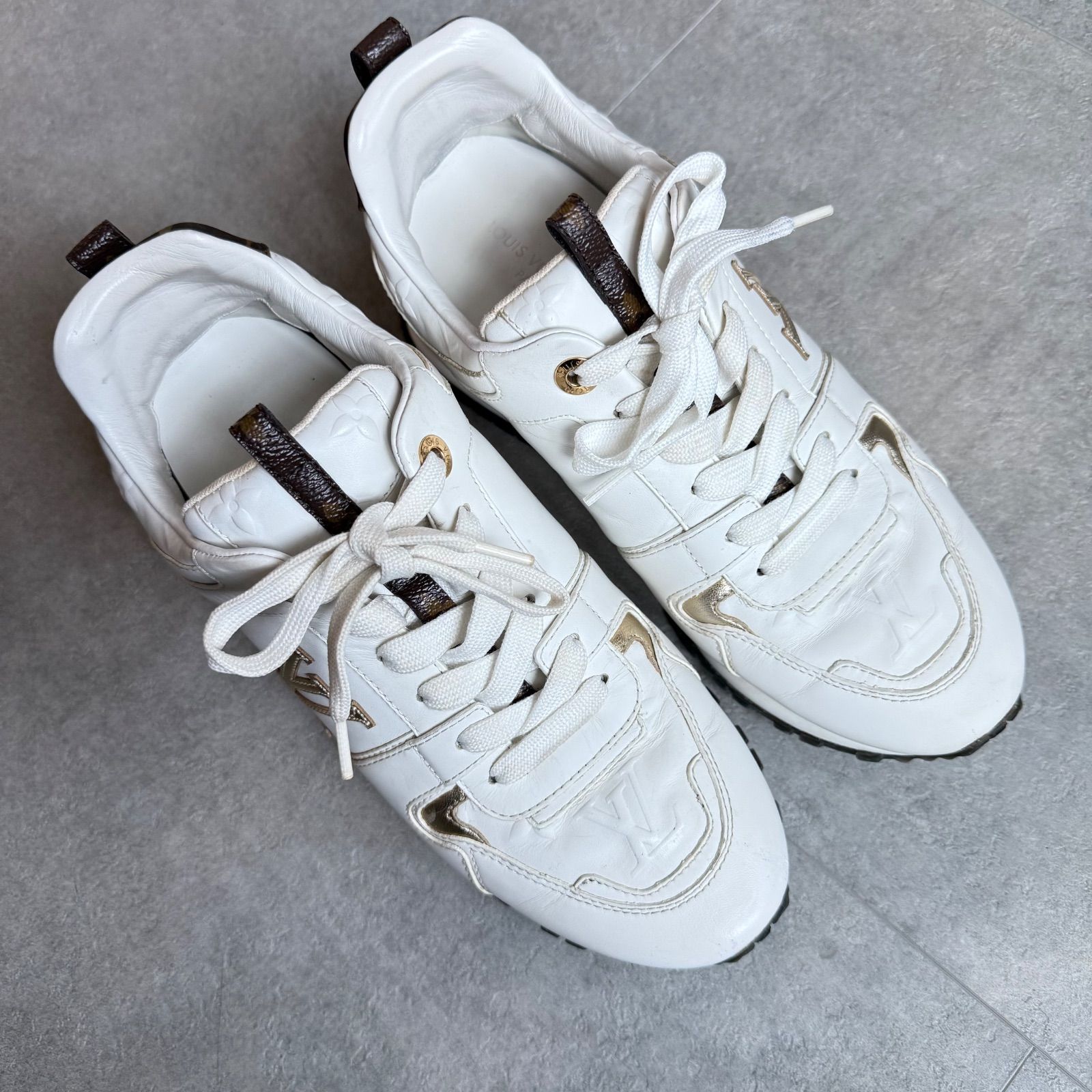 LOUIS VUITTON ルイヴィトン ランアウェイライン モノグラム レザー