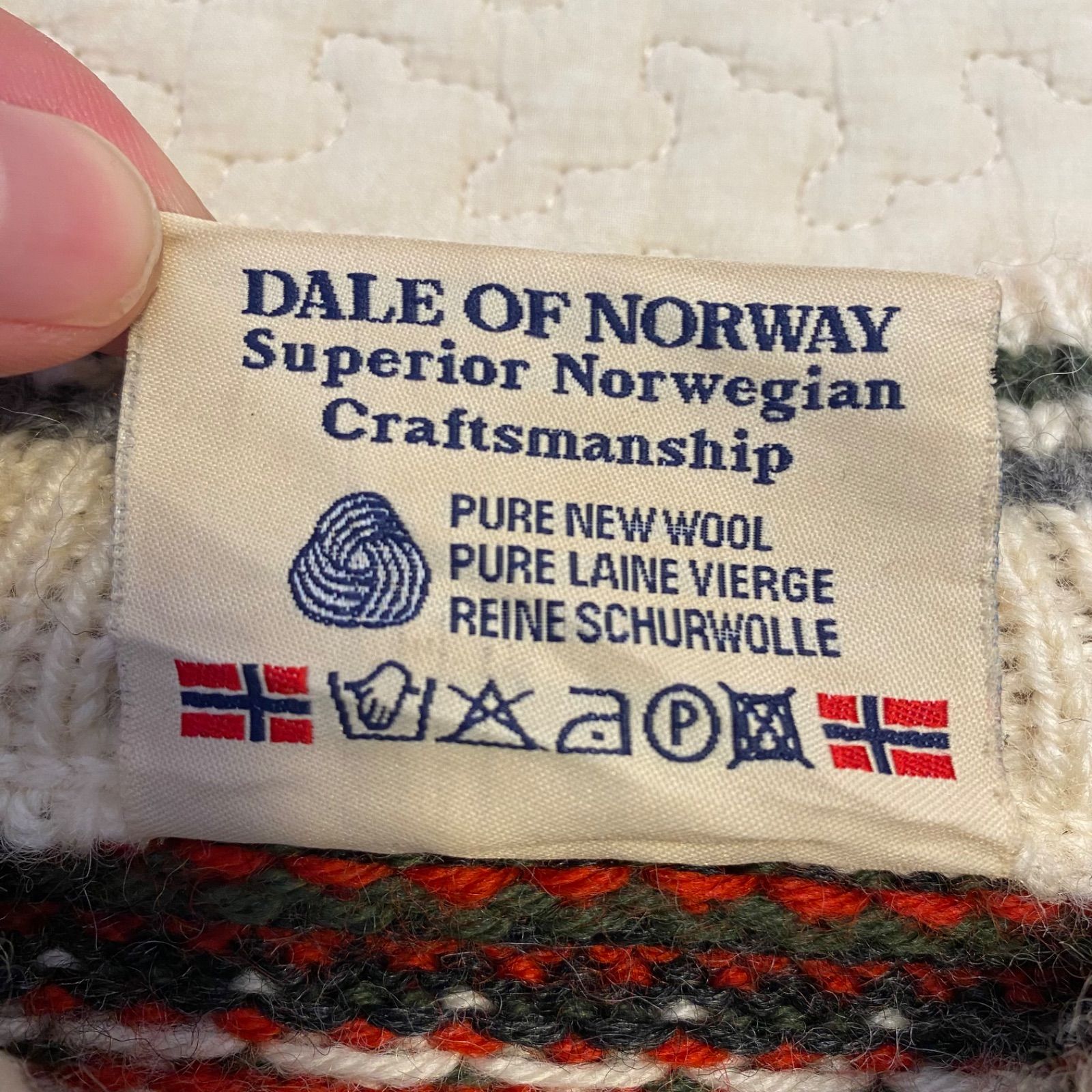 90s DALE OF Norway ノルディックニット 花柄 Mサイズ 90s】DALE OF NORWAY ノルディック柄 ウールニット セーター