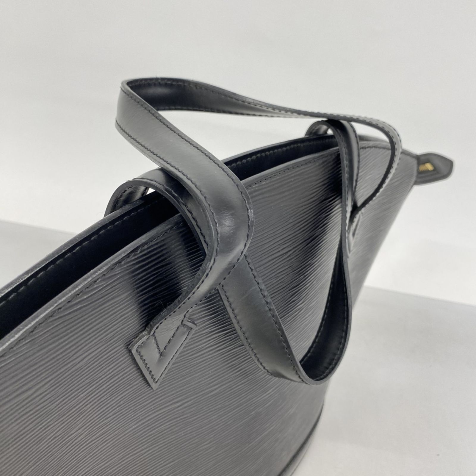 ルイ・ヴィトン(Louis Vuitton) ルイ・ヴィトン ハンドバッグ エピ