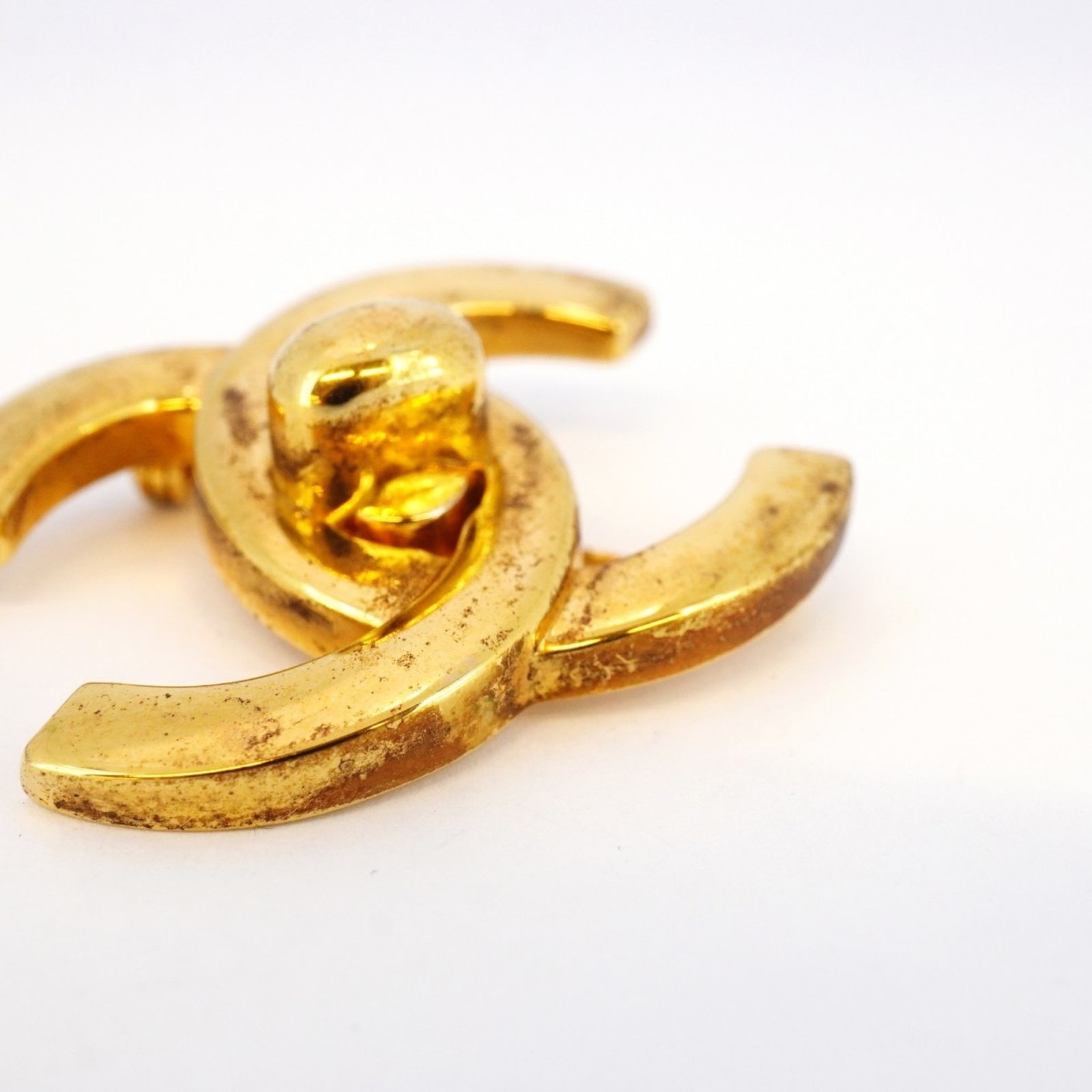 シャネル(Chanel) シャネル ブローチ ココマーク ターンロック GP