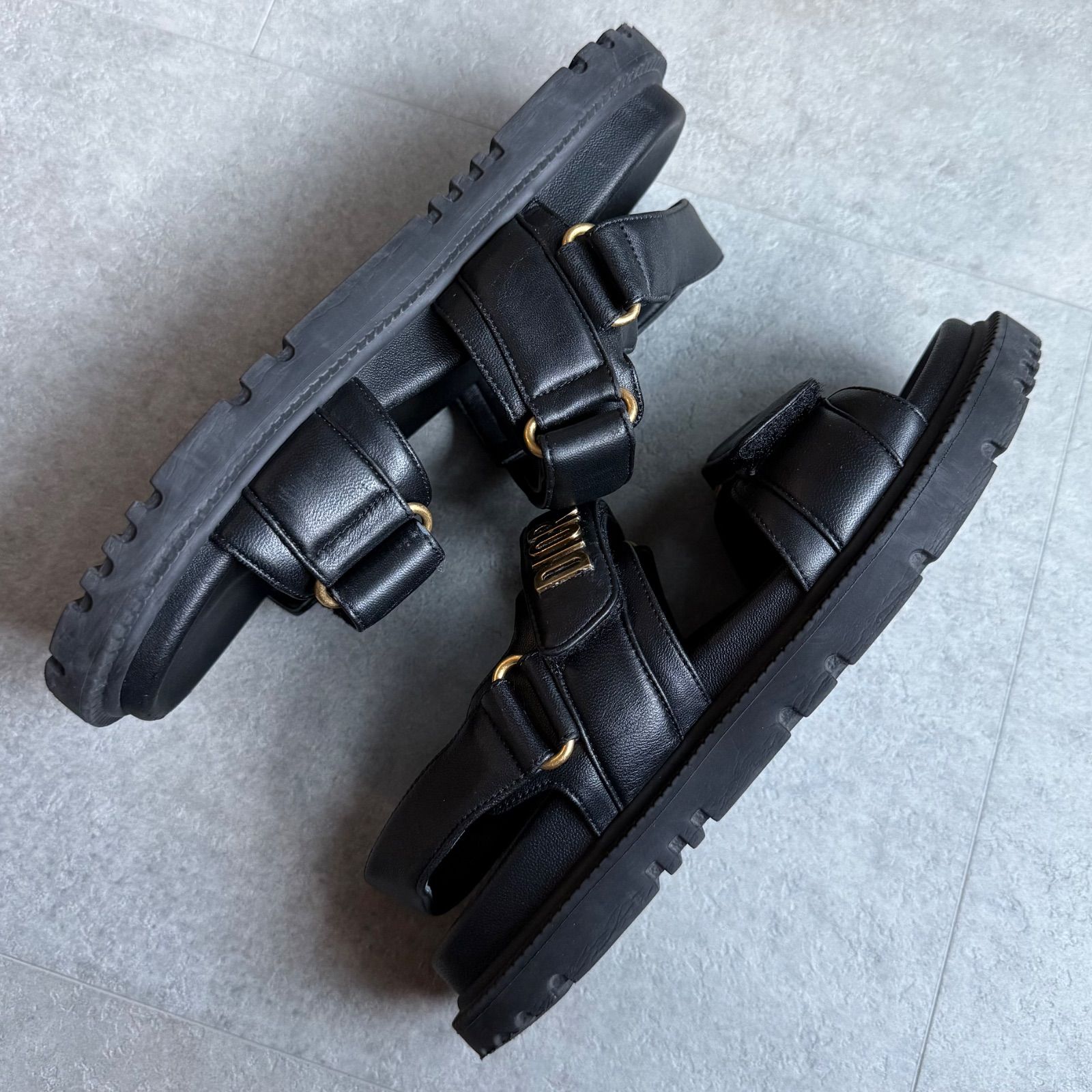 Christian Dior クリスチャンディオール DIORACT ラムスキン スポーツ