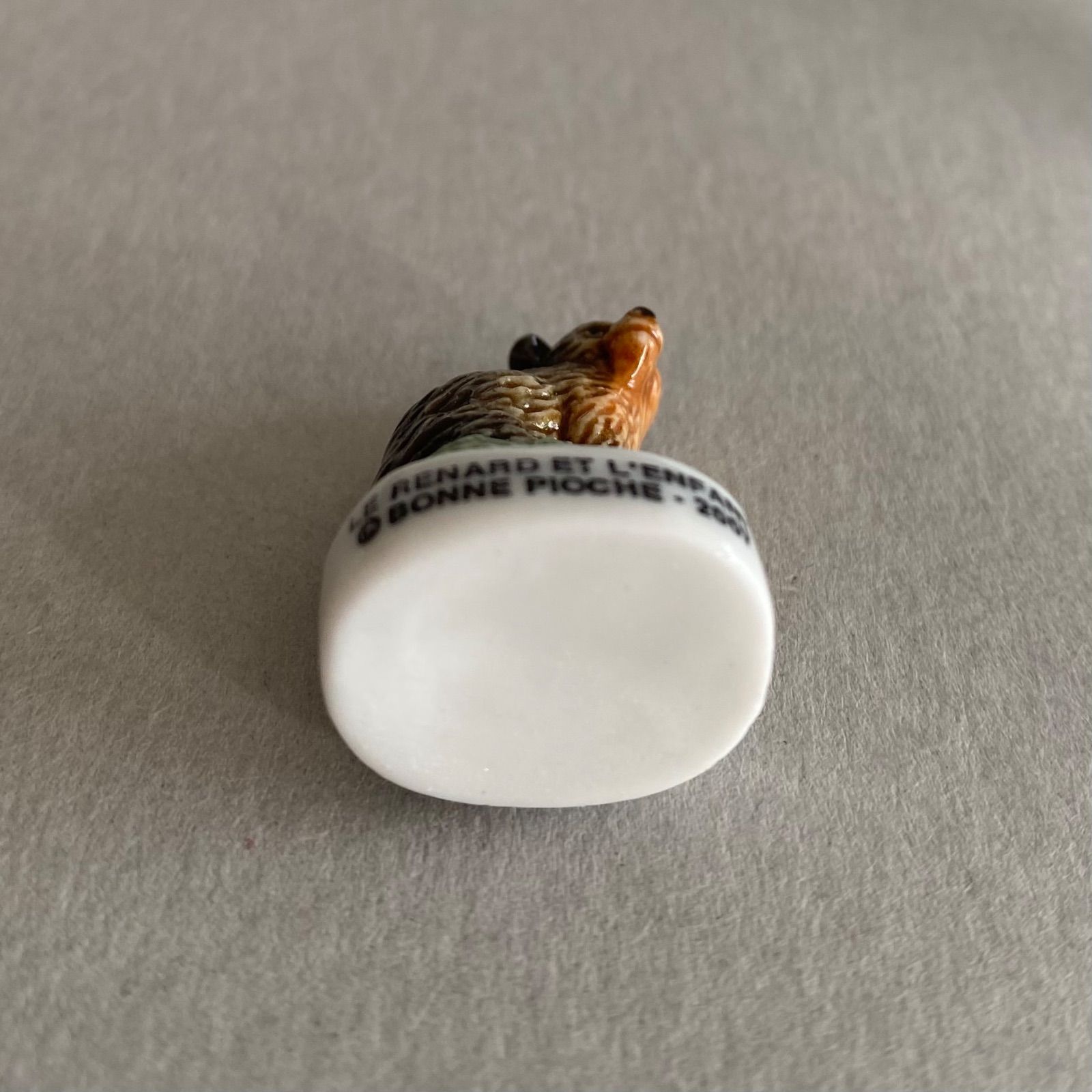 子熊のフェーブ／動物／フランス雑貨／陶器ミニチュア／ブロカント