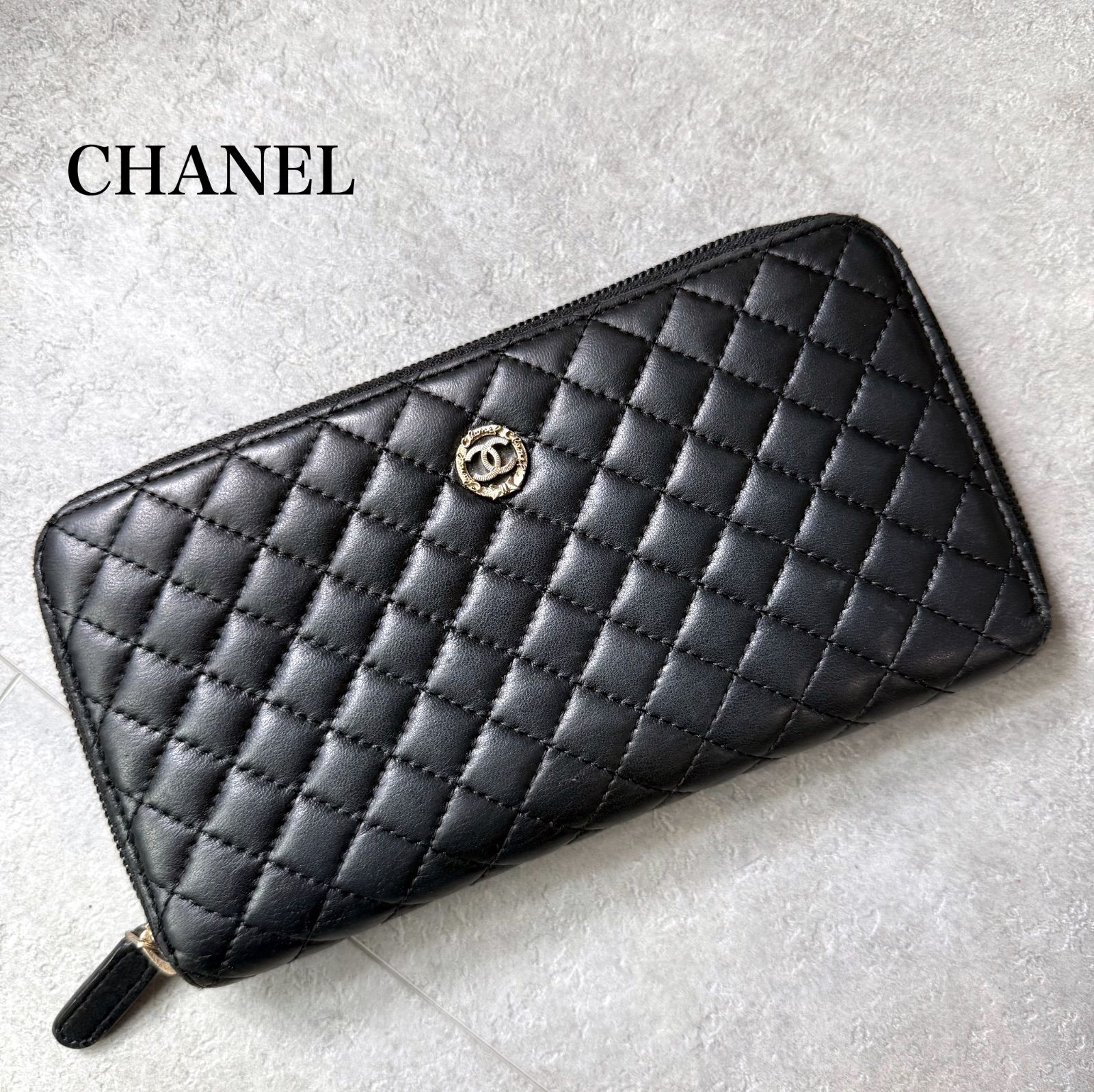 希少 CHANEL シャネル マトラッセ キルティング ココマーク ラウンド