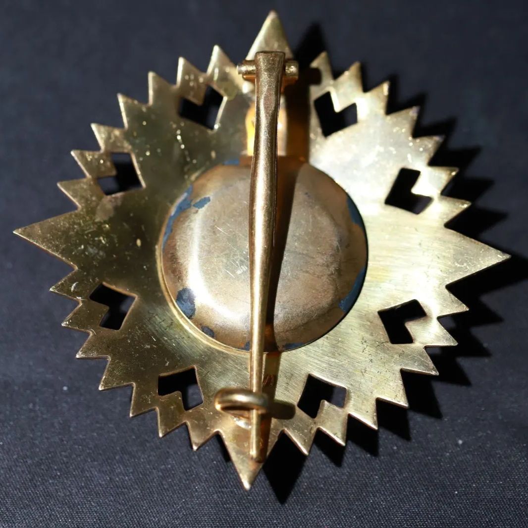 Thailand タイ王国 王冠勲章 銀製 勲章 メダル 約89.8g - メルカリ