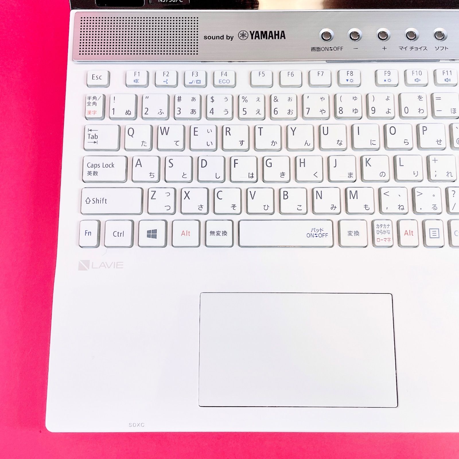 美品✨NEC ノートパソコン 白 薄型 軽量 大容量1TB カメラ付 ブルーレイ 大人気❣️タッチパネル！Corei7搭載✨️ノートパソコン！8GB 大容量