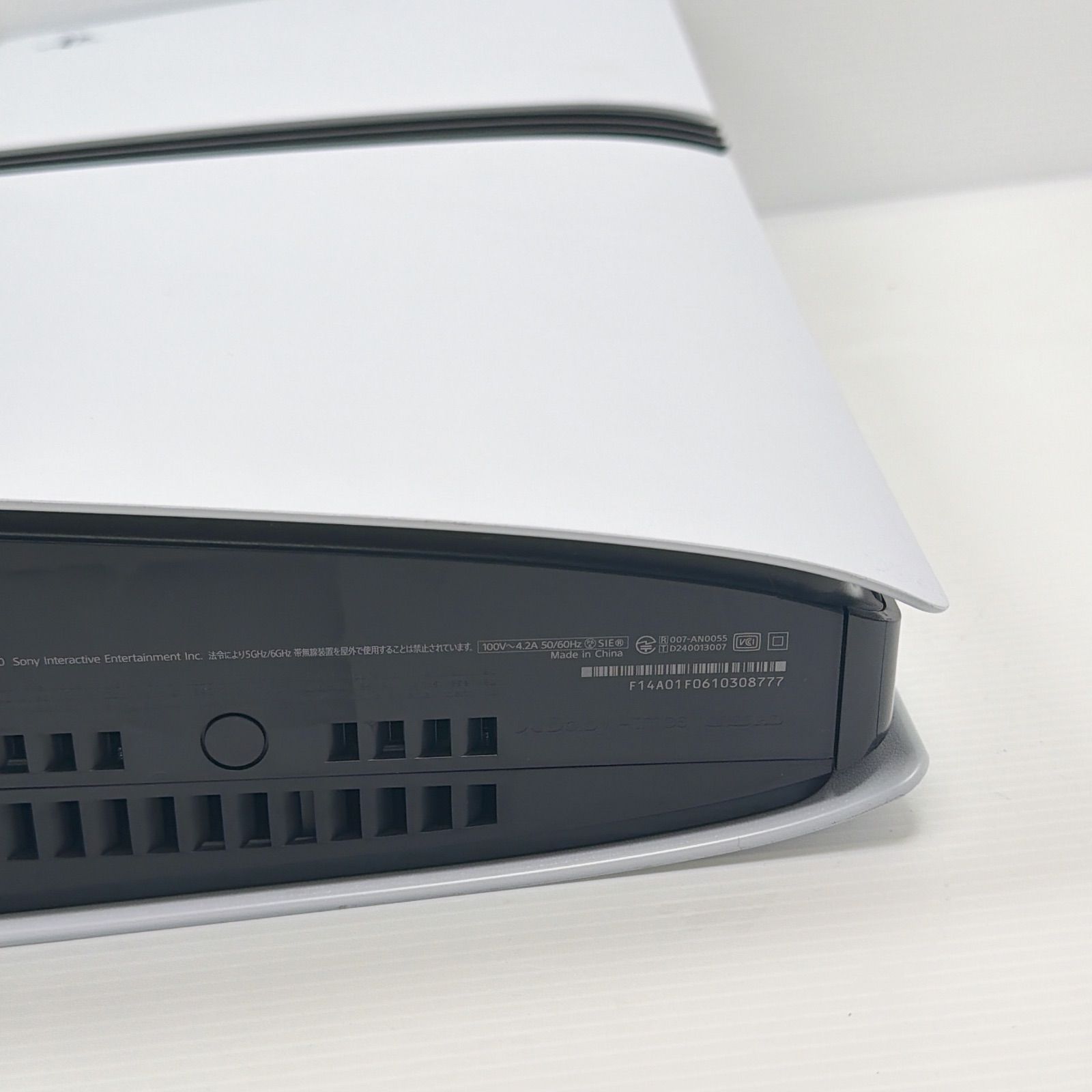 01 ディスクドライブ非搭載