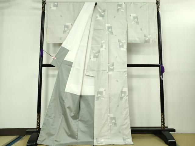 平和屋本店○極上 本場大島紬 白大島 9マルキ 兎 うさぎ 逸品