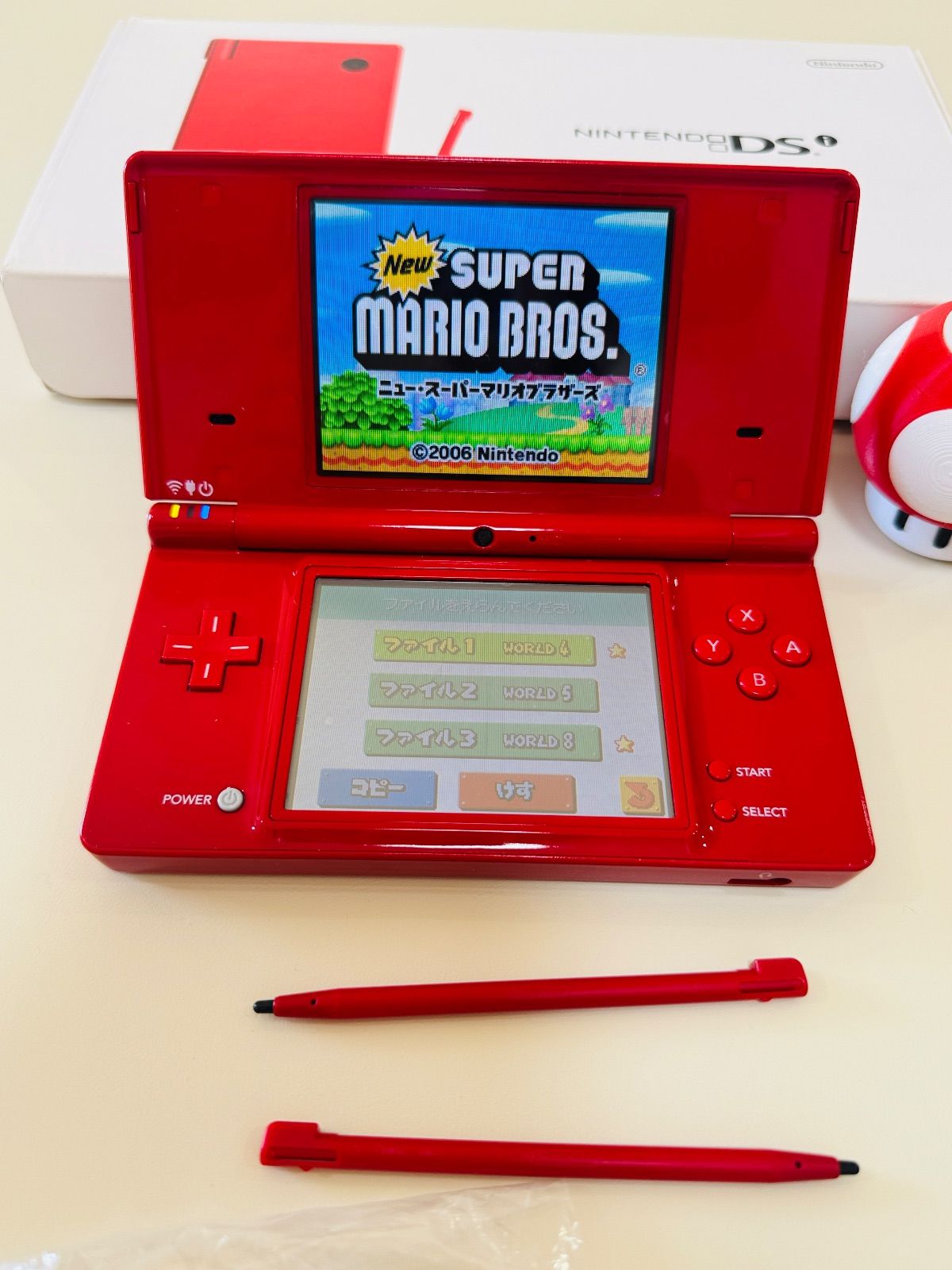 Nintendo DSi レッド　美品中古 ニンテンドーDS - Nintendo ニンテンドーDSi レッド 美品 任天堂