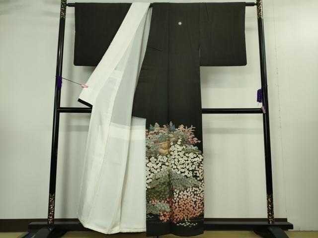 平和屋本店●極上　十七代京屋林蔵　黒留袖・長襦袢(無双仕立て)セット　総刺繍　汕頭・相良刺繍　金糸　共箱付き　逸品　DZAB3471kh6 平和屋本店○極上 十七代京屋林蔵 黒留袖・長襦袢(無双仕立て)セット