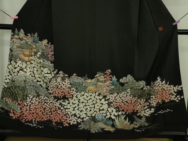 平和屋本店●極上　十七代京屋林蔵　黒留袖・長襦袢(無双仕立て)セット　総刺繍　汕頭・相良刺繍　金糸　共箱付き　逸品　DZAB3471kh6 平和屋本店○極上 十七代京屋林蔵 黒留袖・長襦袢(無双仕立て)セット