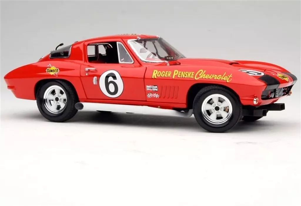 ミニカー 1 18 シボレー コルベット スティングレイ 1967年 デイトナ24時間レース クラス優勝 D Guldstrand G Wintersteen B Moore 6