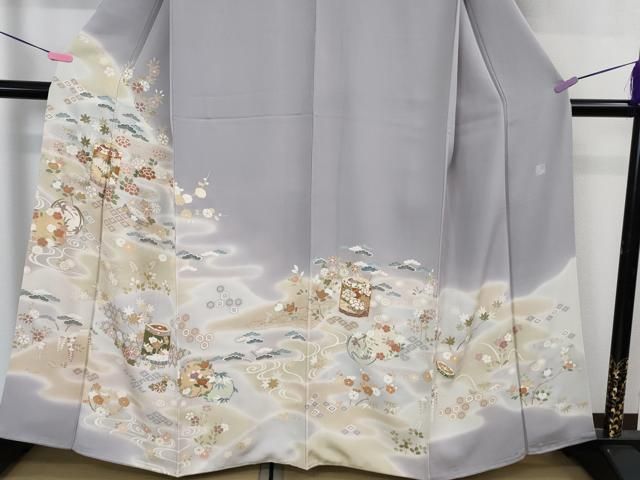 平和屋本店●極上　創業460年・千總　訪問着　駒刺繍　貝桶吉祥花文　藤鼠色地　暈し染め　金彩　三越扱い　逸品　DZAB3553kh6 平和屋本店○極上 創業460年・千總 訪問着 駒刺繍 貝桶吉祥花文 藤鼠色