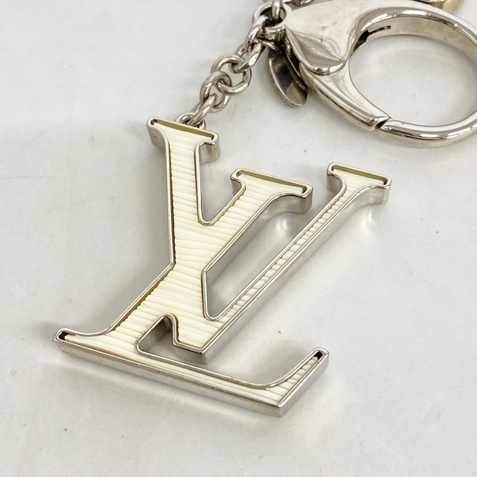 ルイヴィトン M65085 ビジューサック チャーム ホワイト イヴォワール