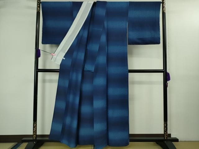 平和屋本店▽極上　首里　ロートン織　道屯織　単衣　本藍　変わり市松　逸品　未使用　DZAB3599kh6 平和屋本店▽極上 首里 ロートン織 道屯織 単衣 本藍 変わり市松 逸品