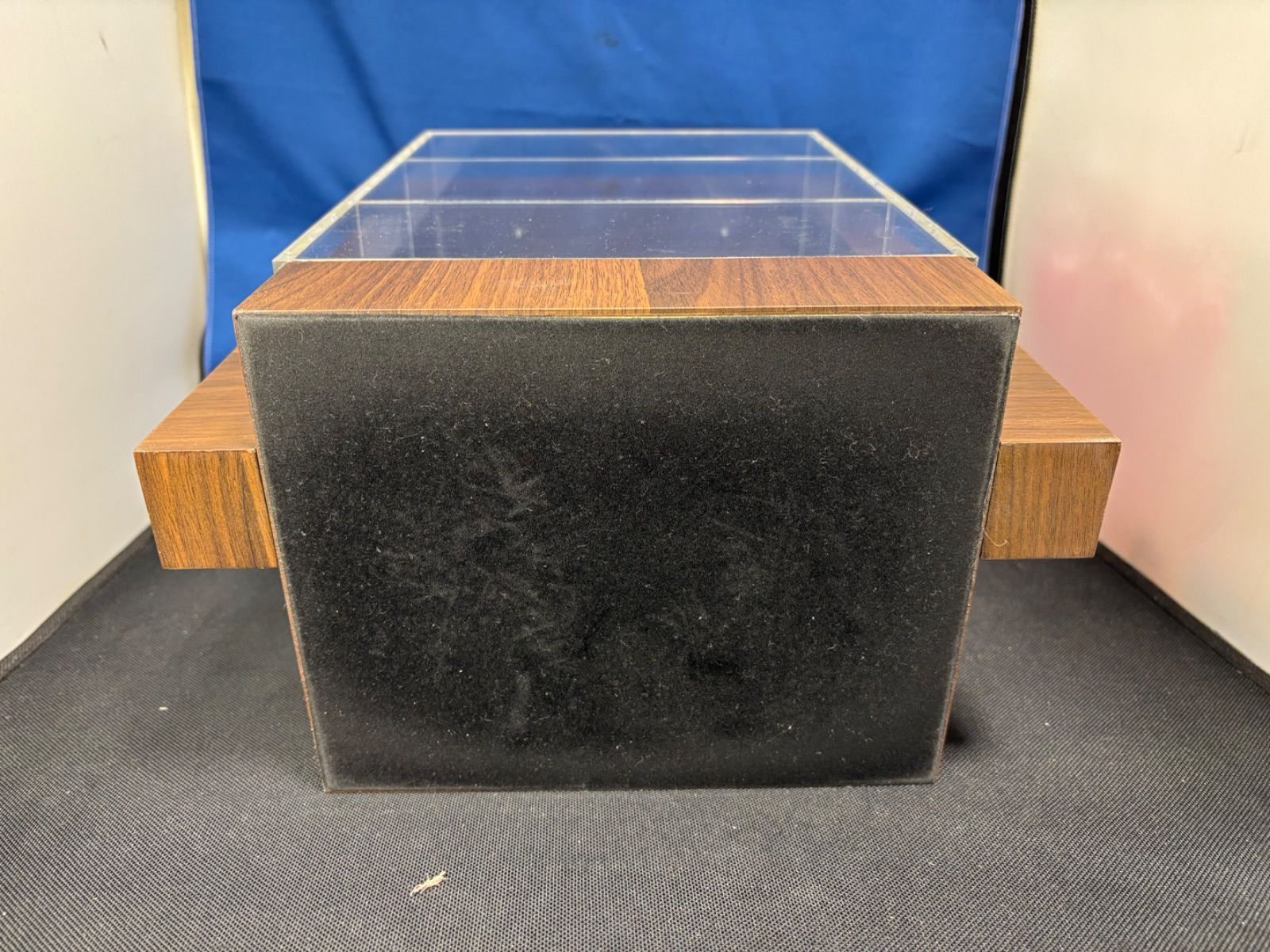 サルヴァトーレフェラガモ サルバトーレフェラガモ ショーケース