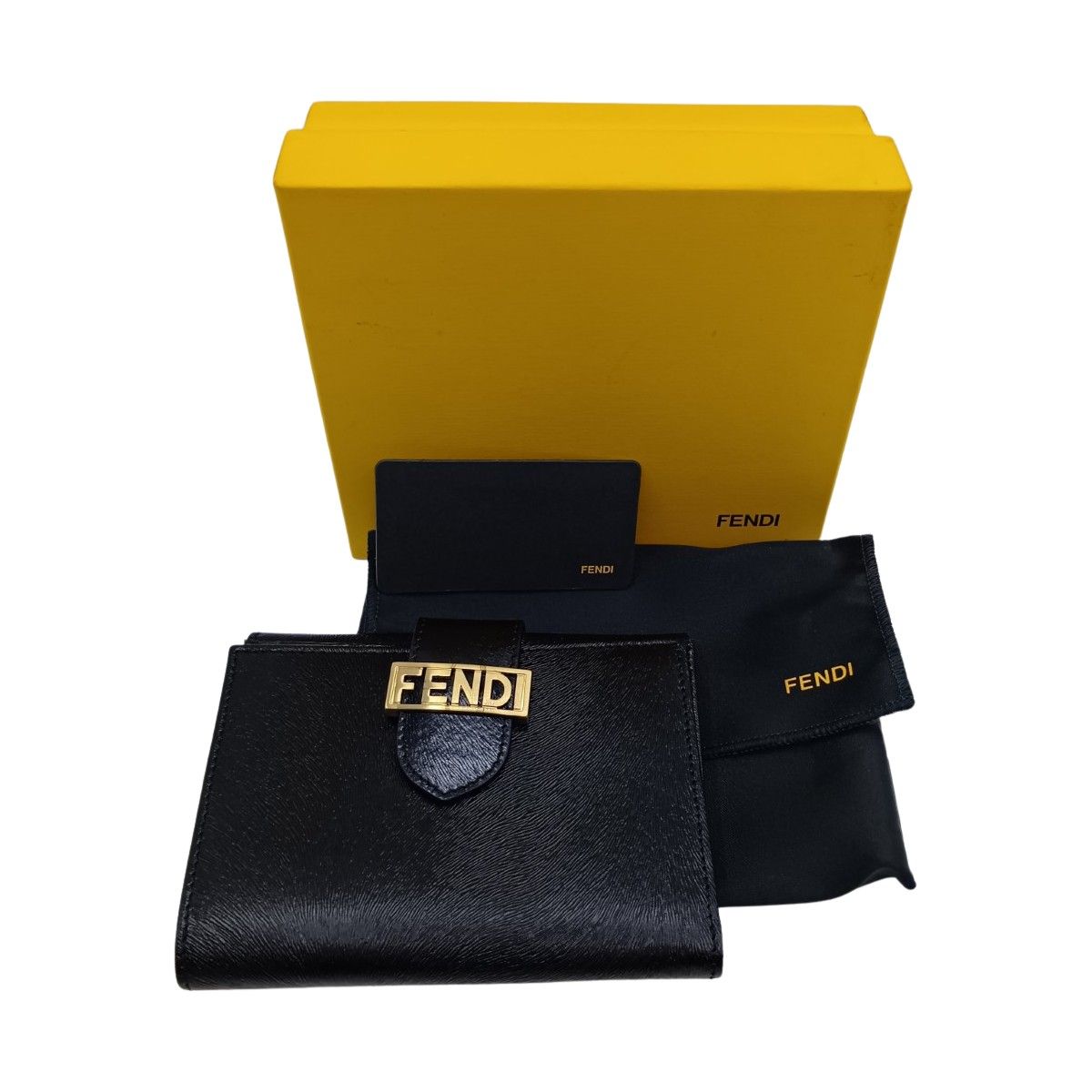 ◎◎FENDI フェンディ 2つ折り財布 ブラック - メルカリ