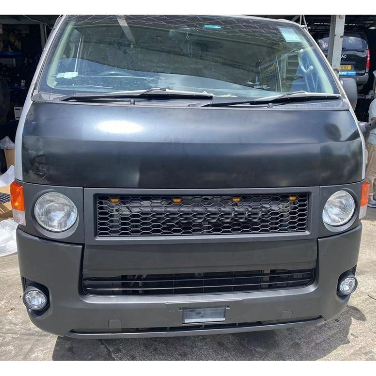 IRONBACK ハイエース 200系 ハイエース 丸目キットフェイスチェンジ 1