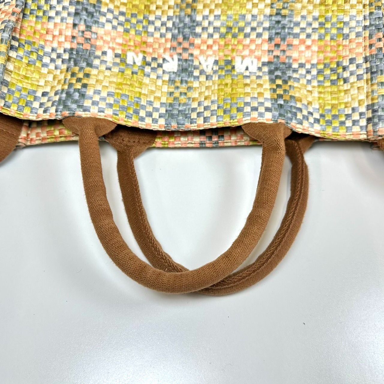 返品OK】MARNI マルニ EAST-WEST スモール トートバッグ 2way ストロー 