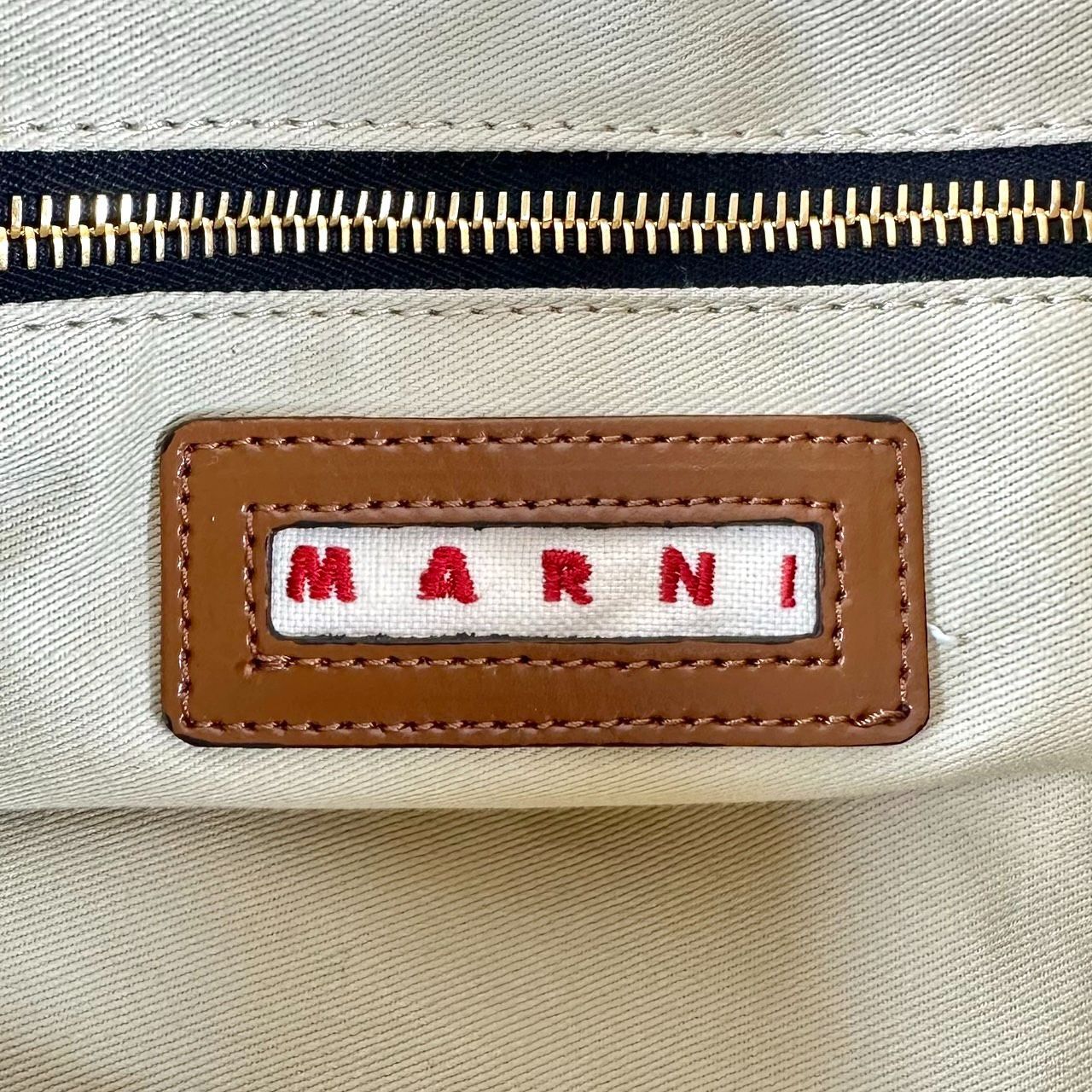 返品OK】MARNI マルニ EAST-WEST スモール トートバッグ 2way ストロー 