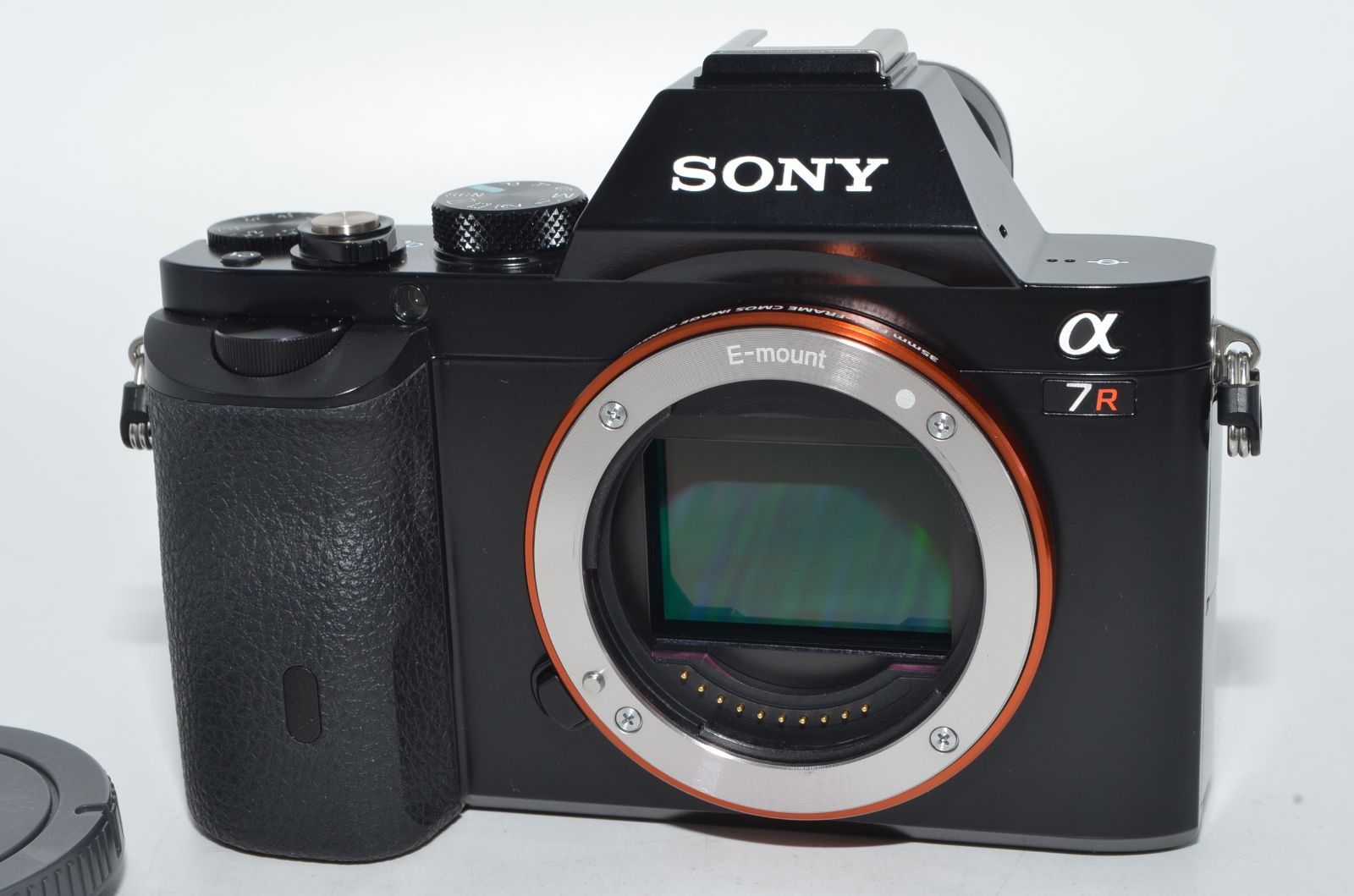 251316☆ほぼ新品☆ソニー SONY ミラーレス一眼 α7R ボディ ILCE-7R
