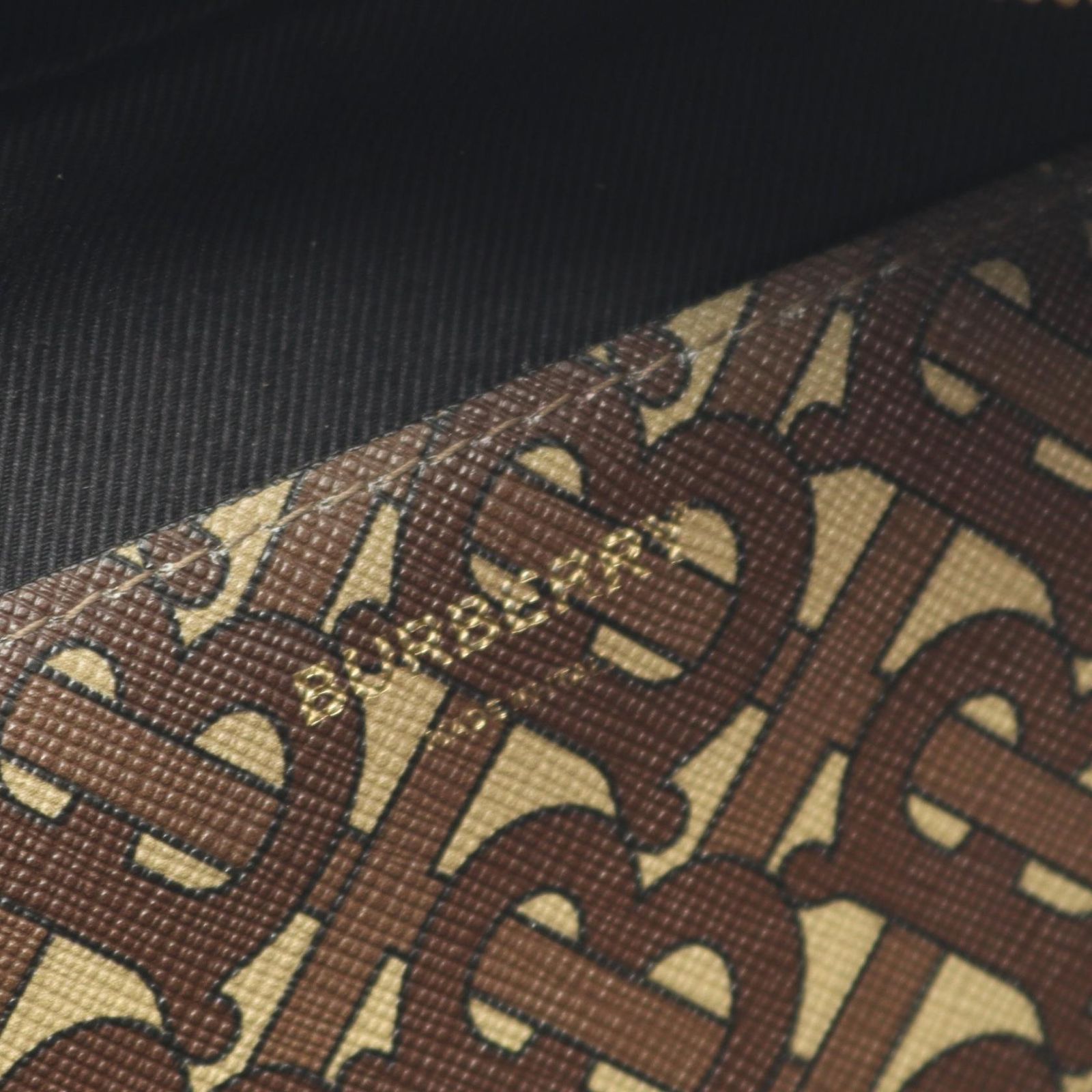 バーバリー BURBERRY ウエストバッグ ボディバッグ ミディアム