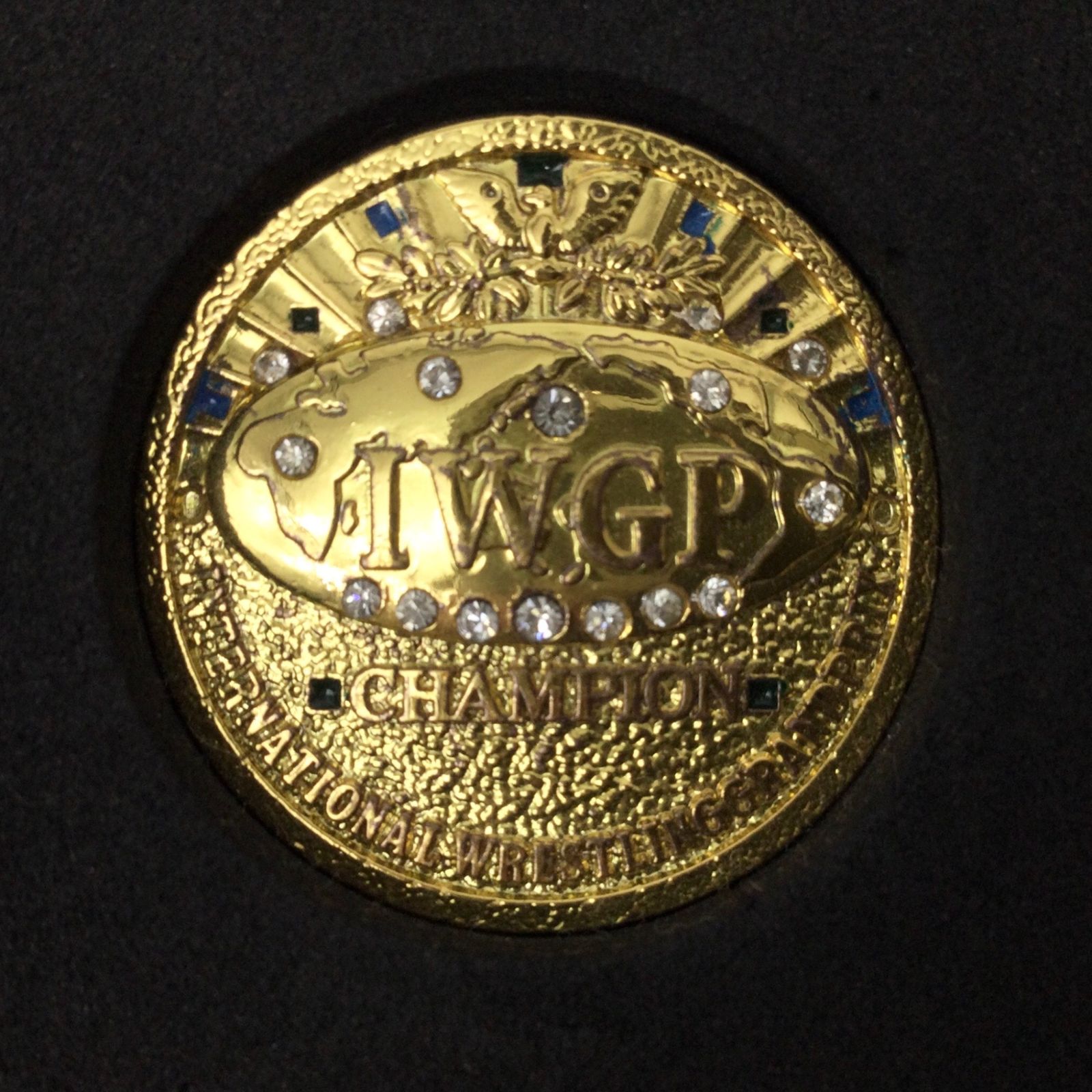 1010 新日本プロレス 歴代 IWGP ベルト ピンズコレクション