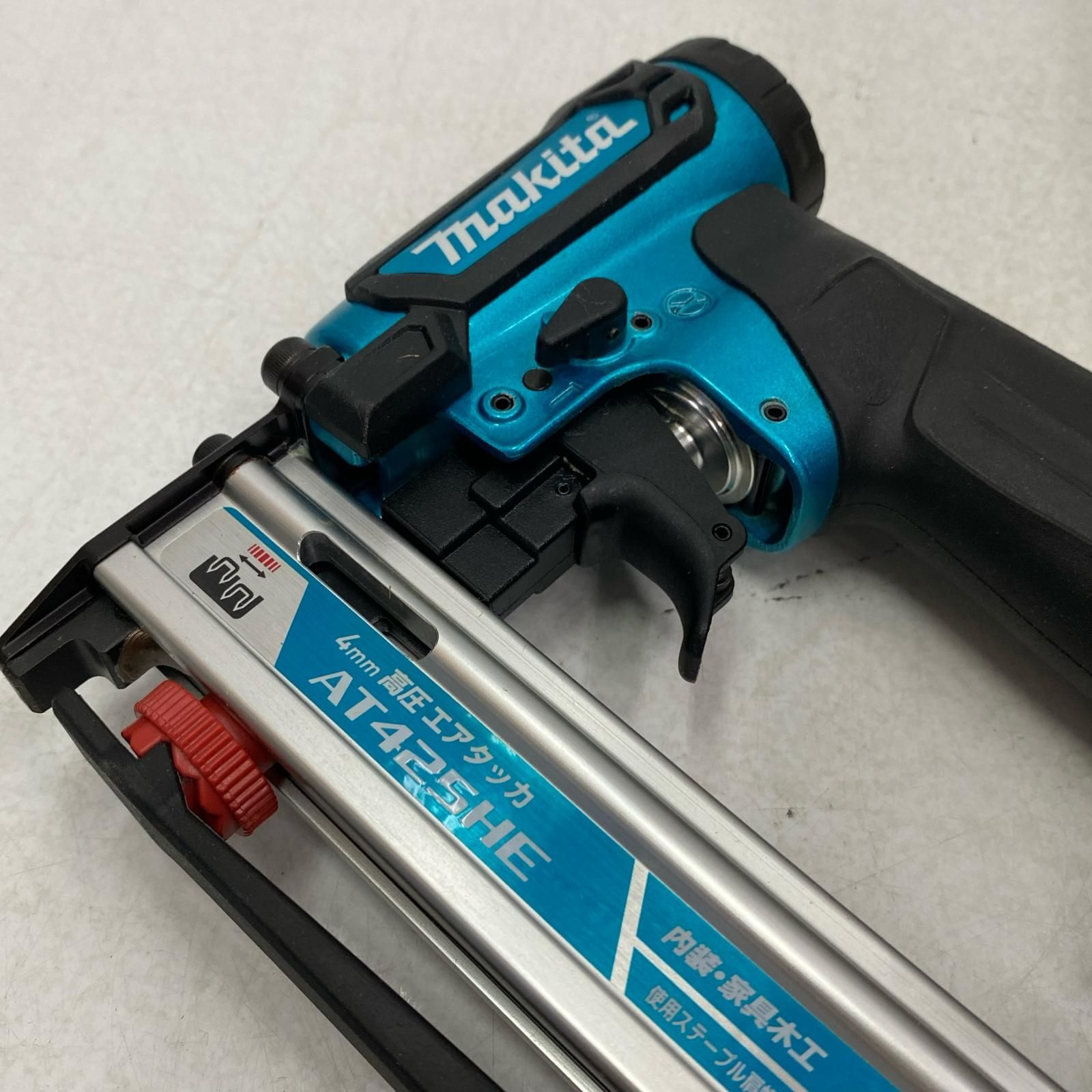 MAKITA マキタ 4mm高圧エアタッカ AT425HEM - メルカリ