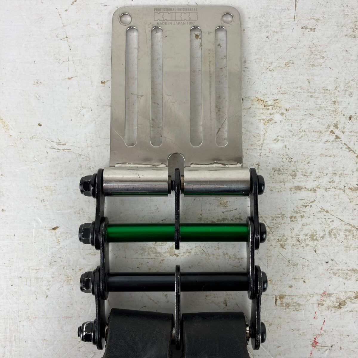 ぴの ЗЗKNICKS ニックス シノ付ラチェットホルダー チェーン金具 ベルト