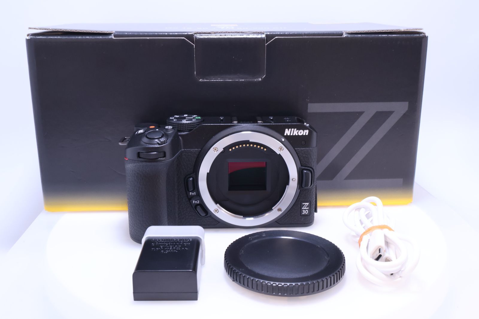 132回 ほぼ新品】Nikon Z30 ボディ ミラーレス一眼 Zマウント APS-C