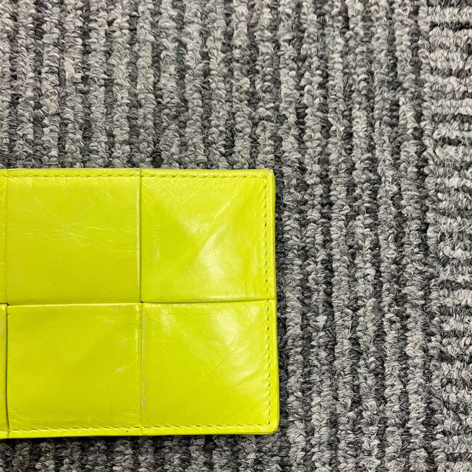 ✨美品✨ ボッテガヴェネタ イントレチャート カードケース カセット グリーン ボッテガヴェネタ カードケース カセット パラキート イントレチャート