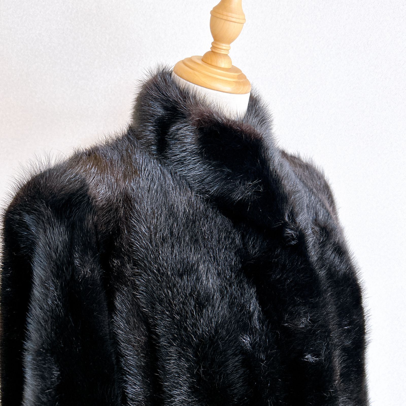 ブラックミンク ファーコート 毛皮　新品未使用　15号 ミンク 毛皮 コート 15号 ブラック レディース 中古美品 管理番号