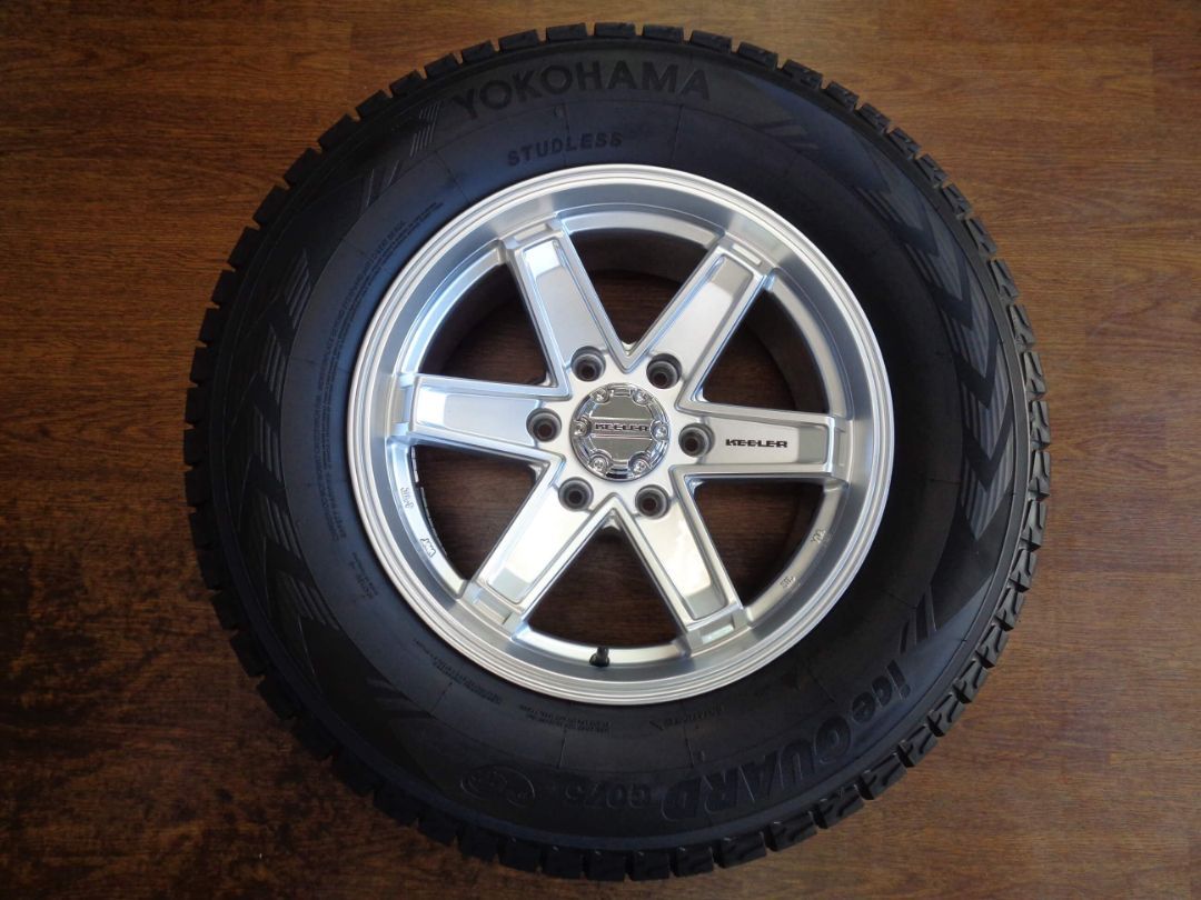 8J-17インチ 6H139.7 +25 キーラータクティクス 265/65R17 8J-17インチ 6H139.7 +25 キーラータクティクス 265/65R17