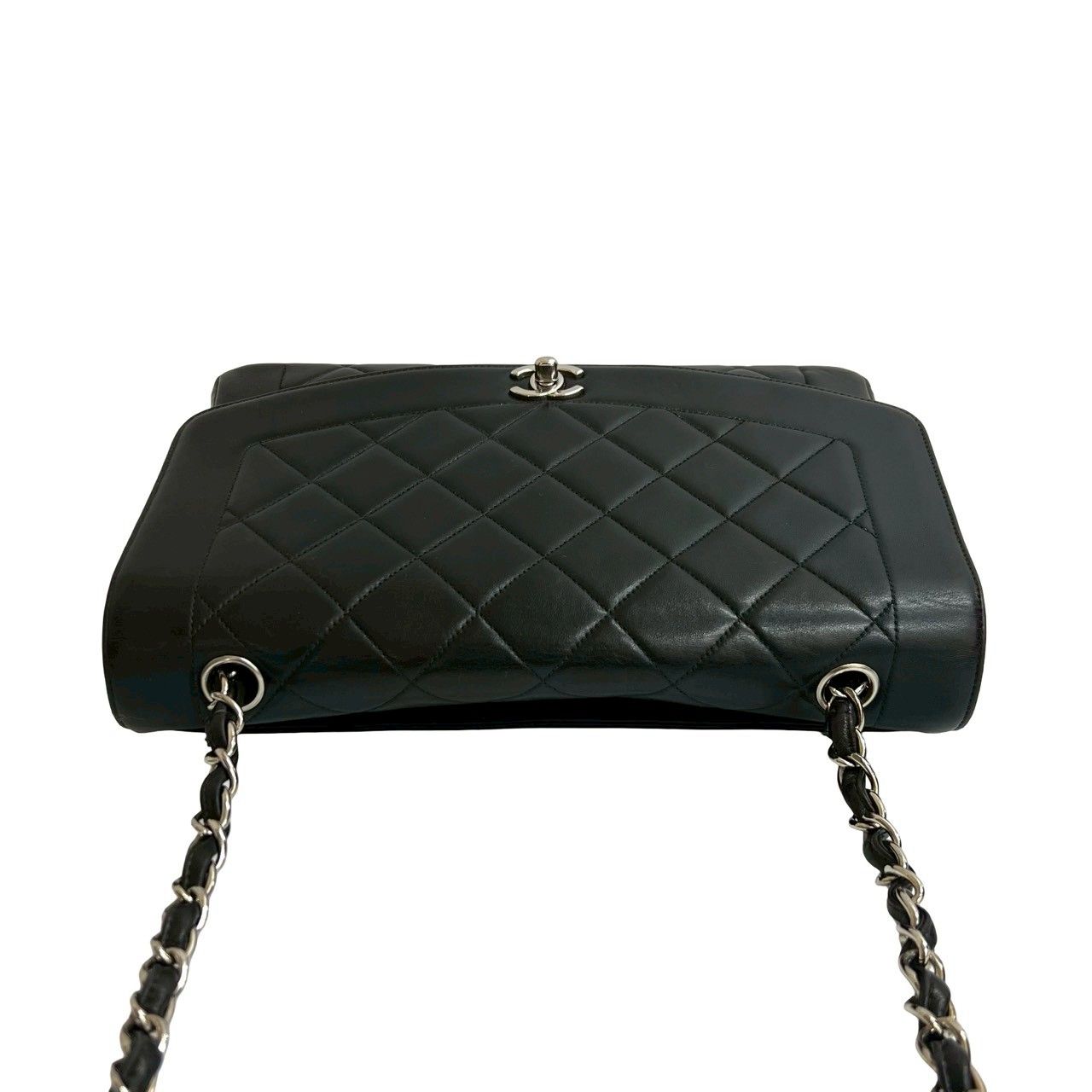 シャネル マトラッセ Wフラップ ダイアナ チェーンショルダー シール