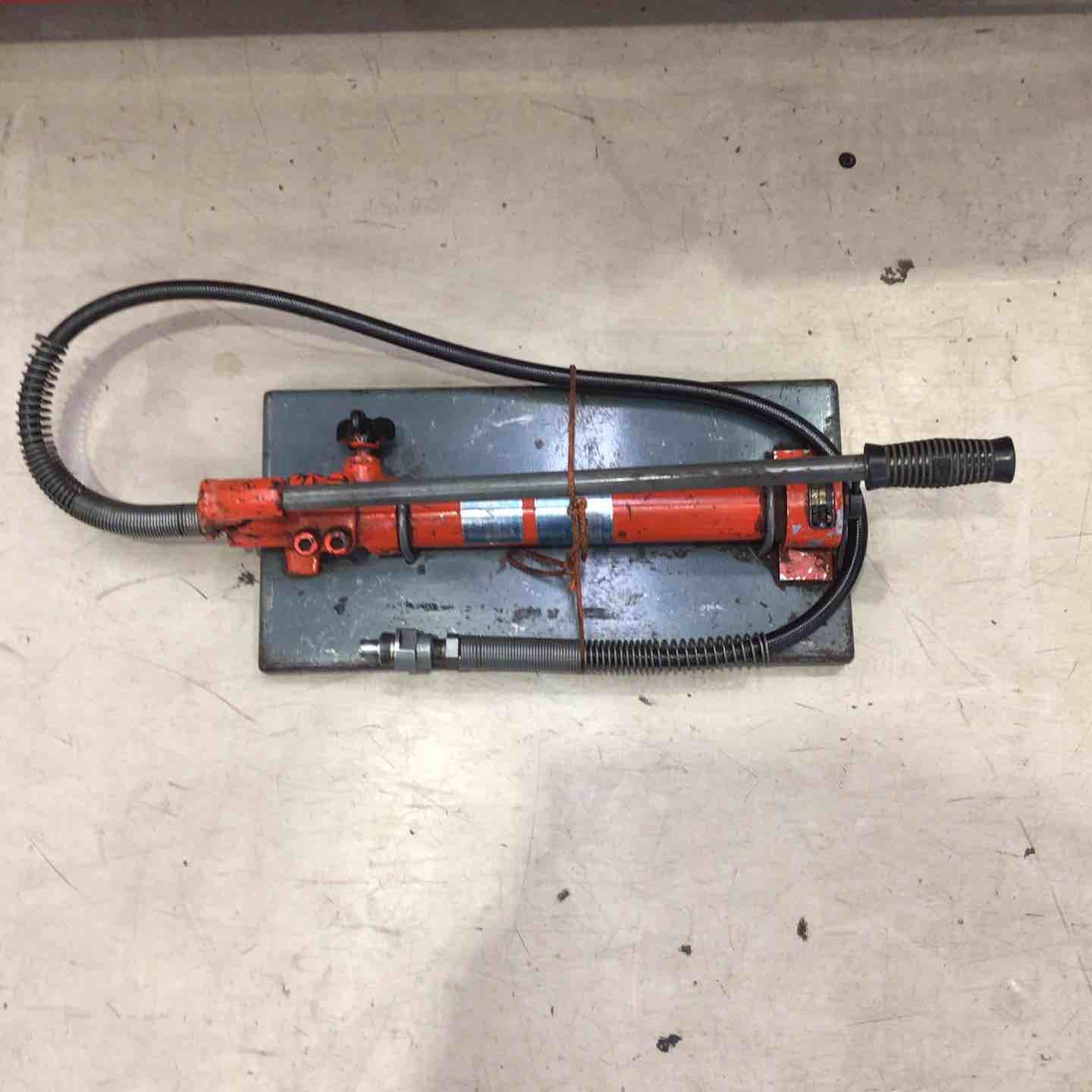 大阪ジャッキ 手動油圧ポンプ TW 0 3