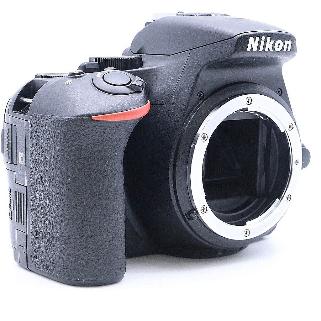極上品】 Nikon D5600 ダブルズームキット #6836 - メルカリ