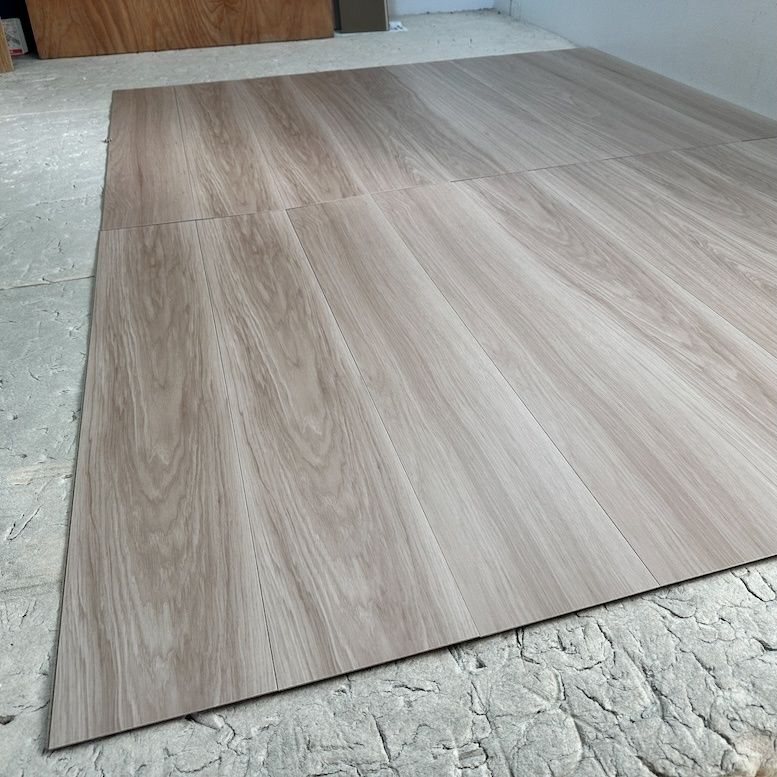 ＜Panasonic＞1.5mmリフォームフローリング （型番：KERS1GT）【未使用アウトレット品】3ケース Panasonic＞1.5mmリフォームフローリング （型番：KERS1GT）【未使用