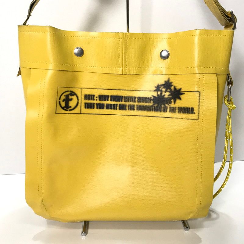 中古品】FAKE ASS FLOWERS フェイクアズフラワーズ PVC ショルダー