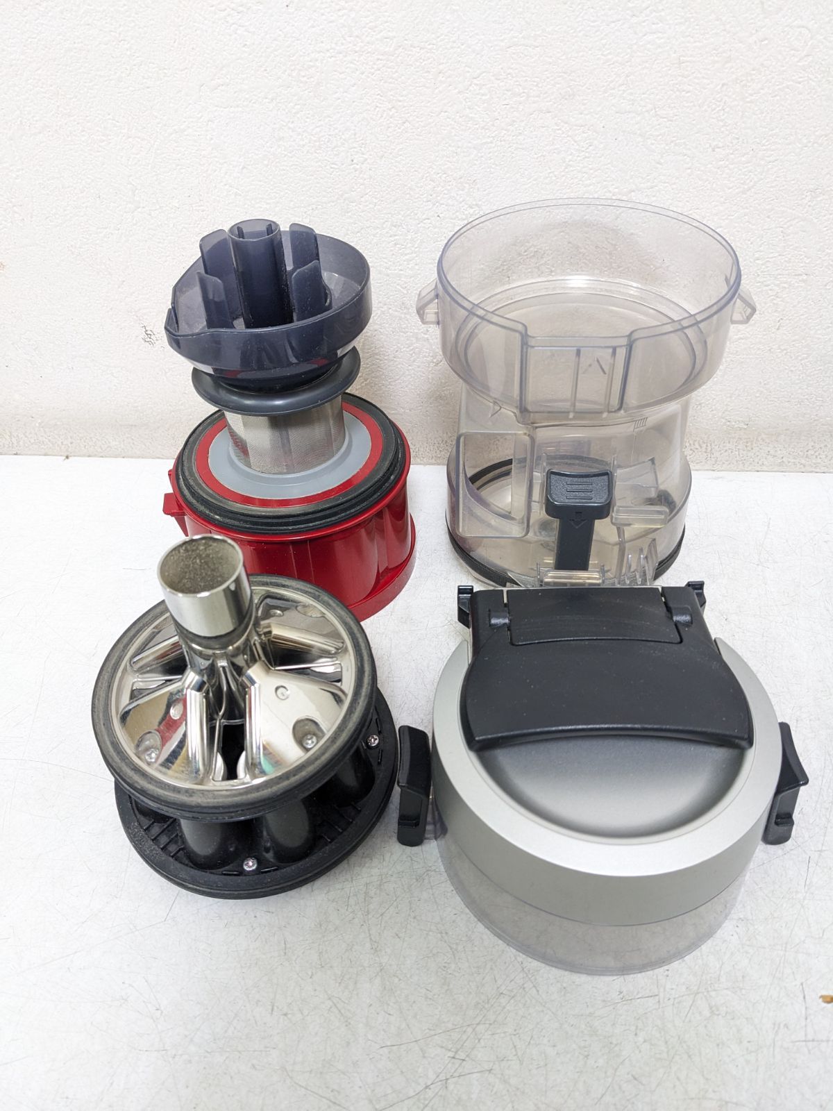 Panasonic MC-SR33G-R サイクロン式掃除機 2016年製 - メルカリ